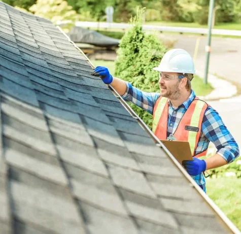 use a roofing company to navigate insurance claims